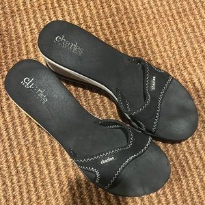 Charles‎ David Black White Peep Toe Foam Wedges